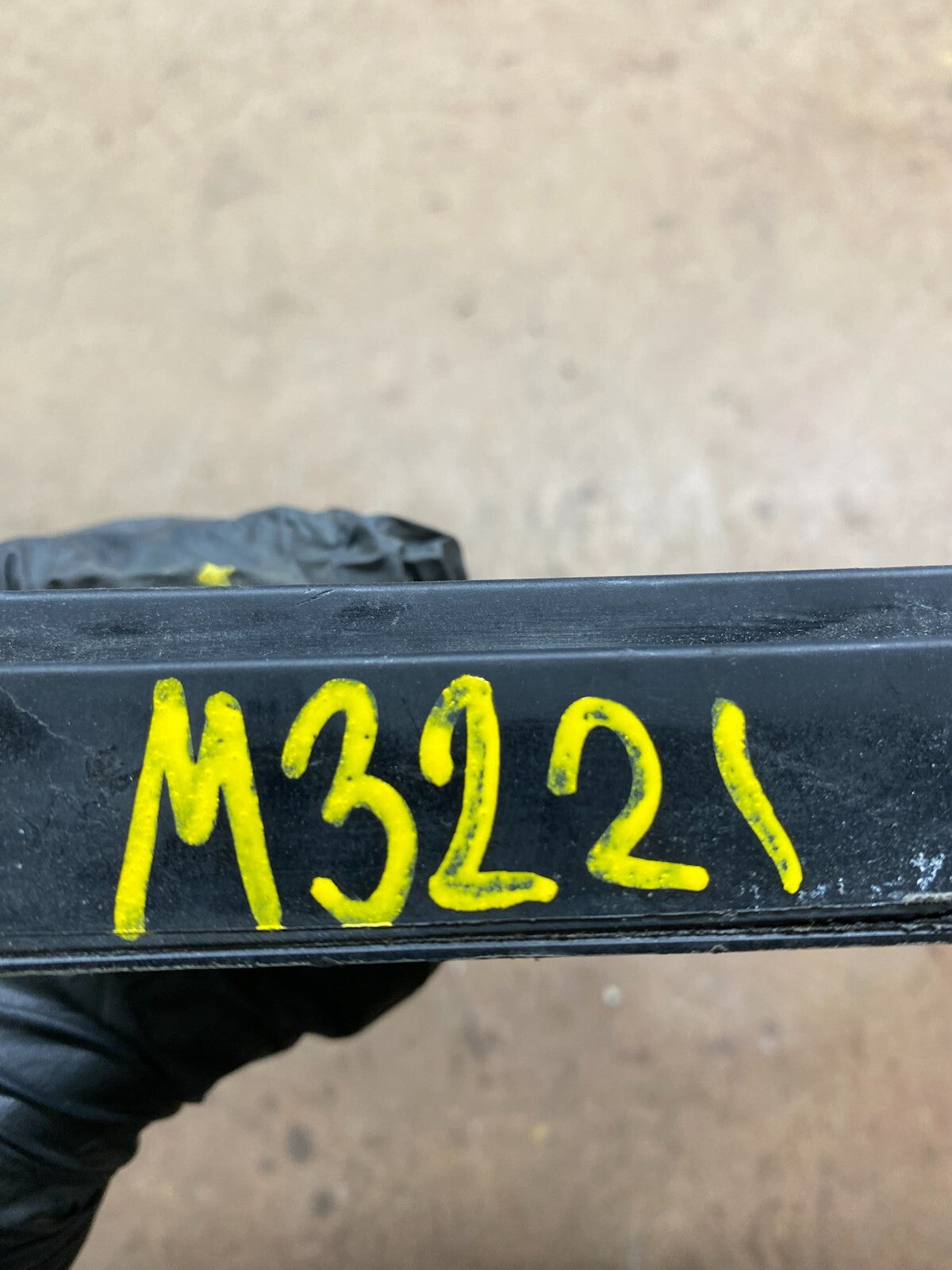 2013 to 2018 Ford Lincoln Rear Radar Blind Spot Module M3221 PS4