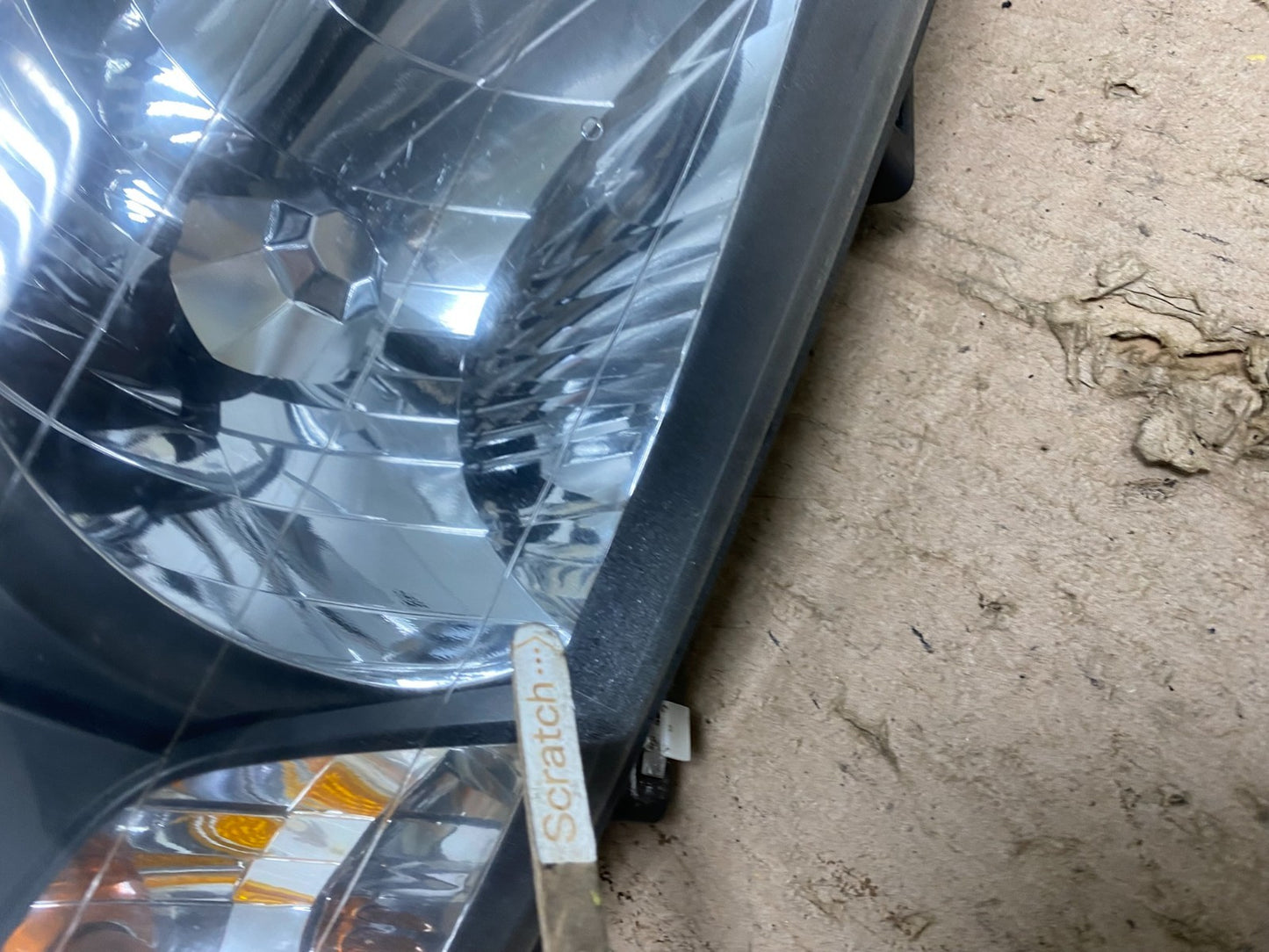2003 2004 Subaru Forester Left+Right Headlights Halogen W3745 DW4
