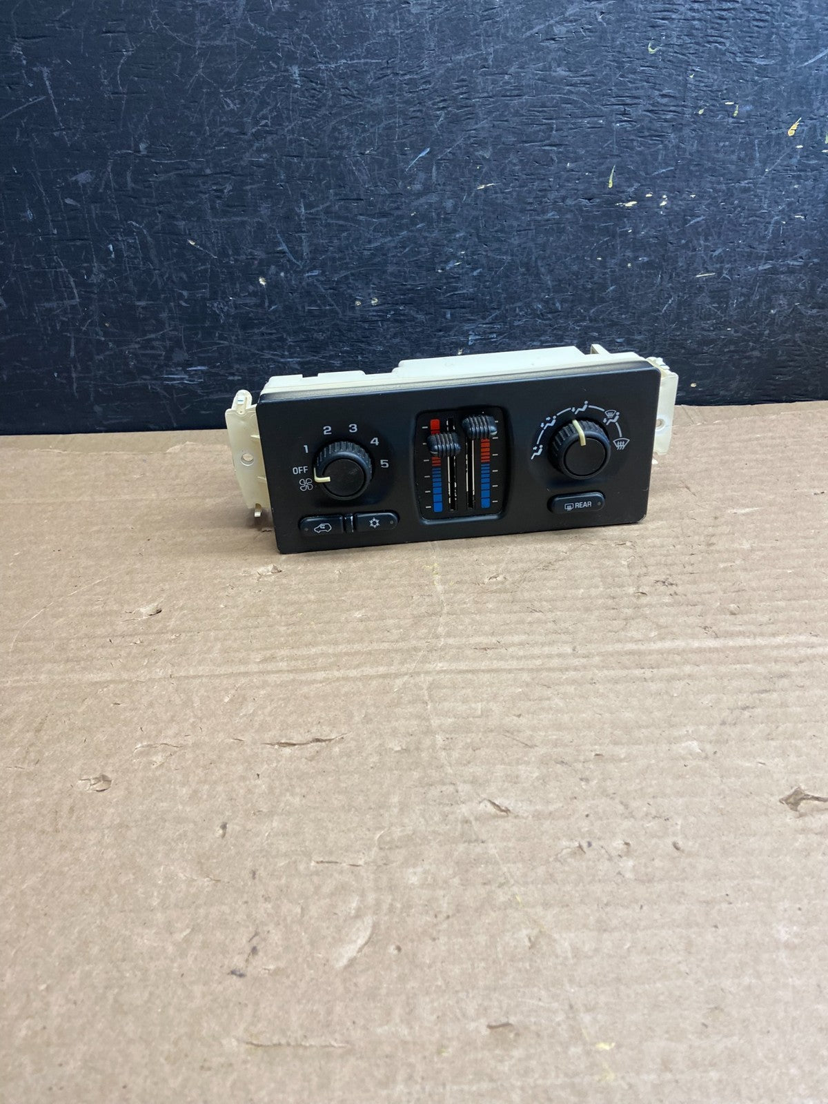 2003-2006 GMC Chevrolet Envoy Trailblazer Climate Control A/C Panel af2527 DG0