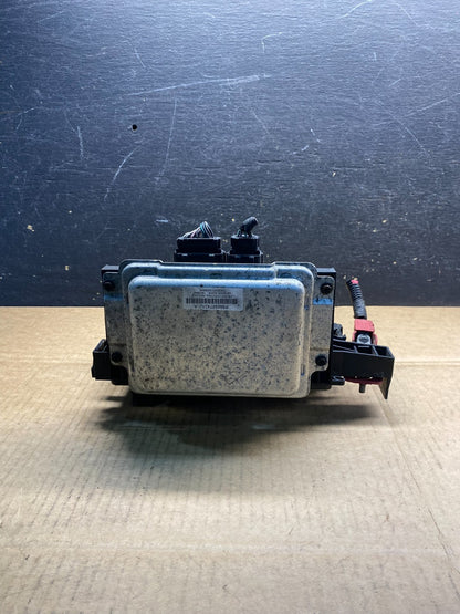 2005 2006 Dodge Magnum Engine Fuse Box p05087166ai AB3951DG4