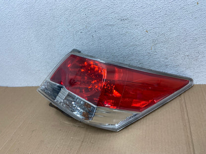 2008 to 2012 Honda Accord Sedan Tail light Right Passenger RH Side AE8916 LK1