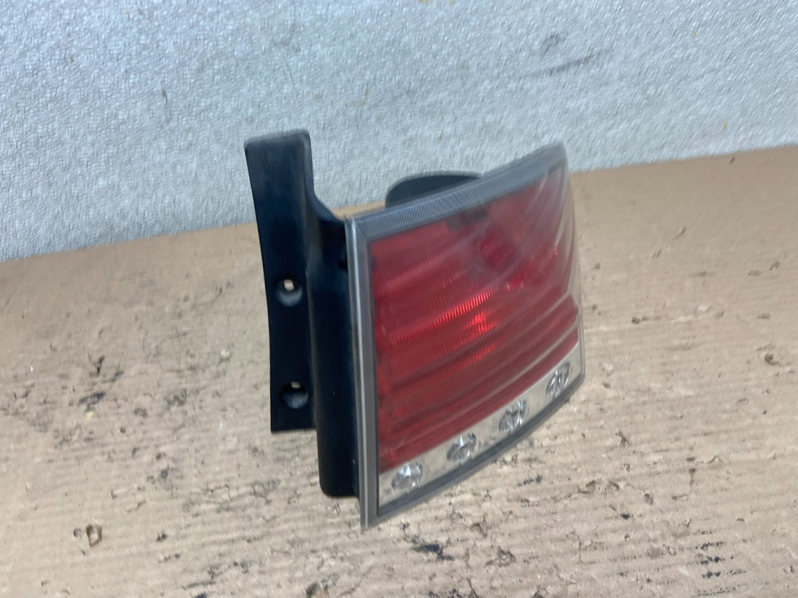 2007 2008 2009 2010 Lincoln Mkx Right Passenger Rh Side Tail Light Oem AA9781 LK2