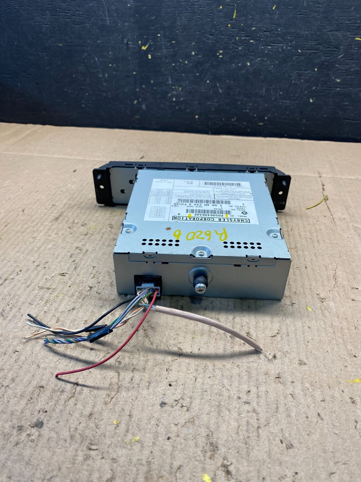 2008 to 2012 Chrysler Town Country DVD Player Receiver OEM R6206 DG3