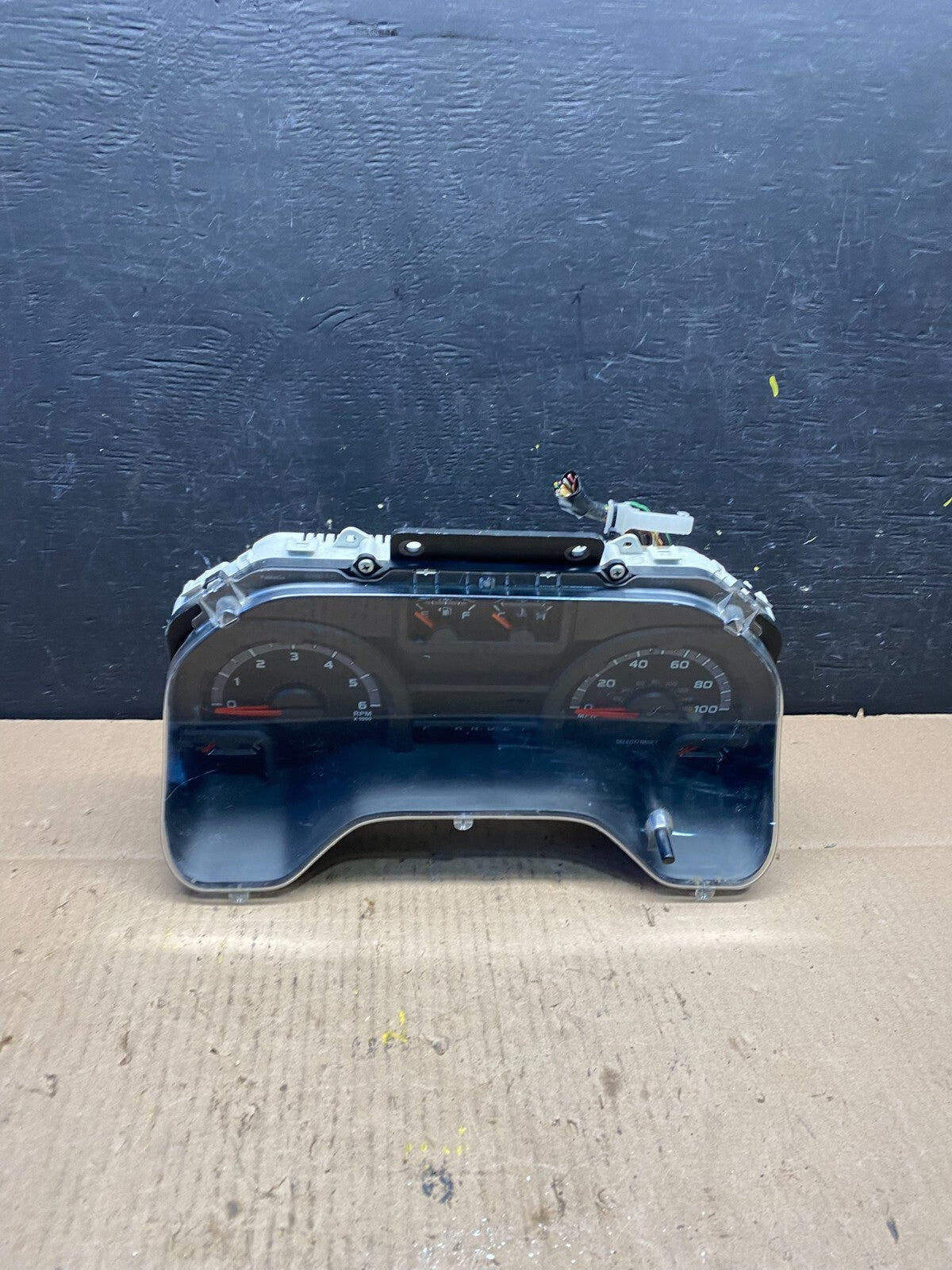 2009 to 2014 Ford E150 E250 E350 Gauge Speedometer Cluster 9C2T-10849-AN M65660