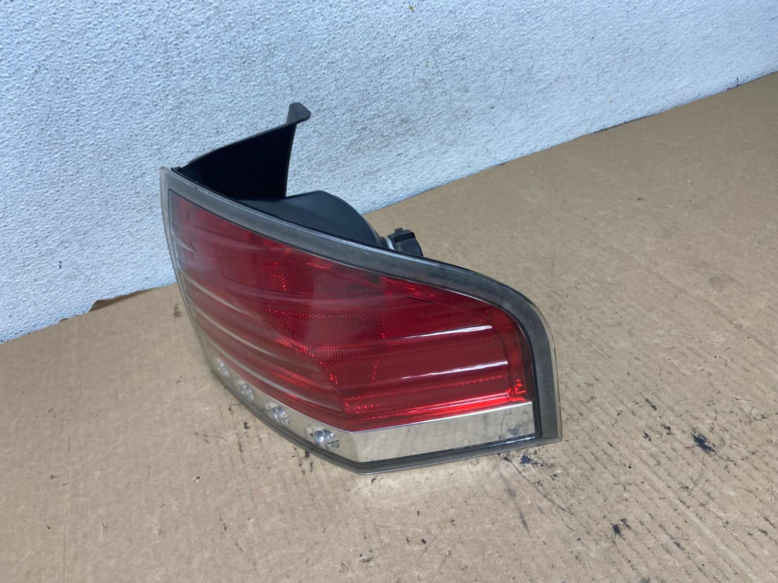 2007 2008 2009 2010 Lincoln Mkx Right Passenger Rh Side Tail Light AG2129 LK1