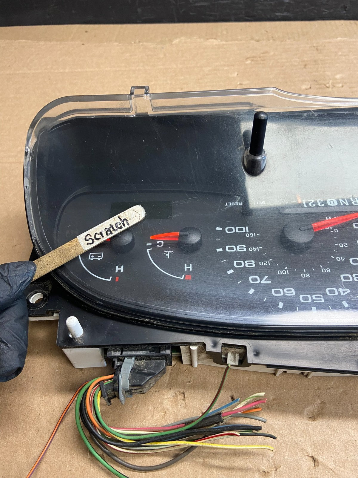 2006 Ford E350 Gauge Speedometer Cluster AF2546 DG3