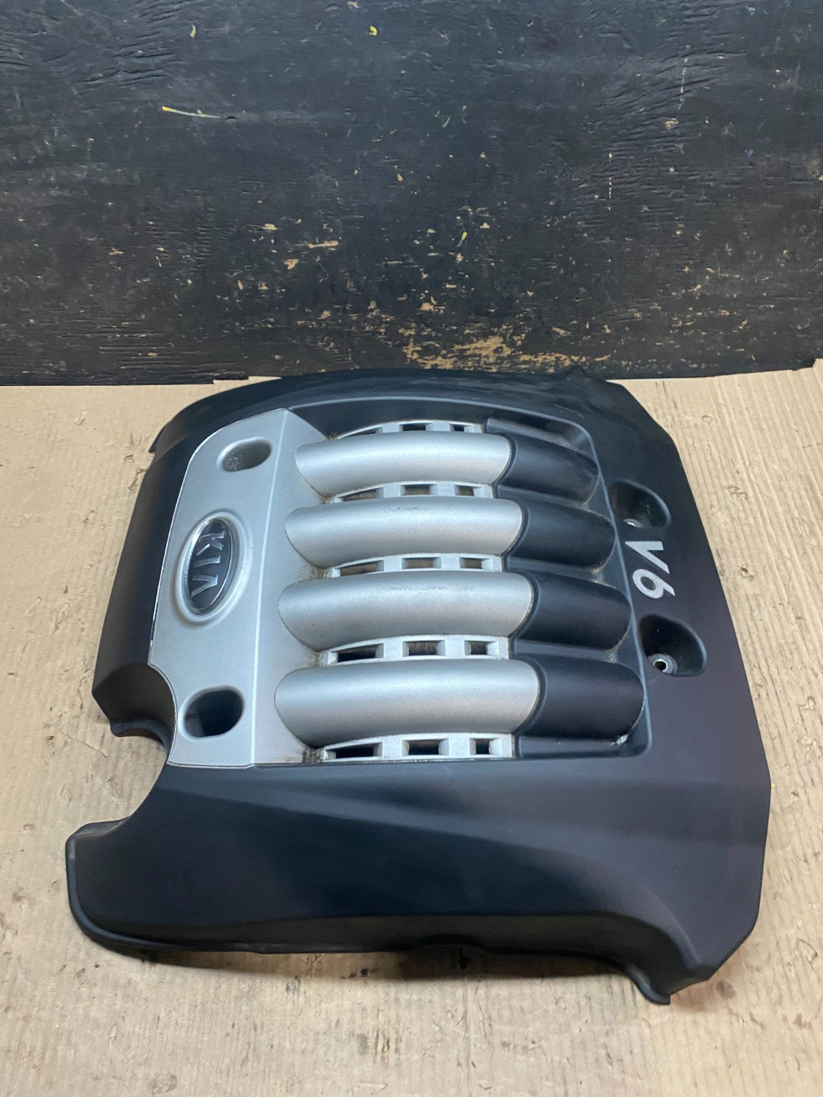2005 to 2009 Kia Sportage Engine Motor Cover V4207 DG2