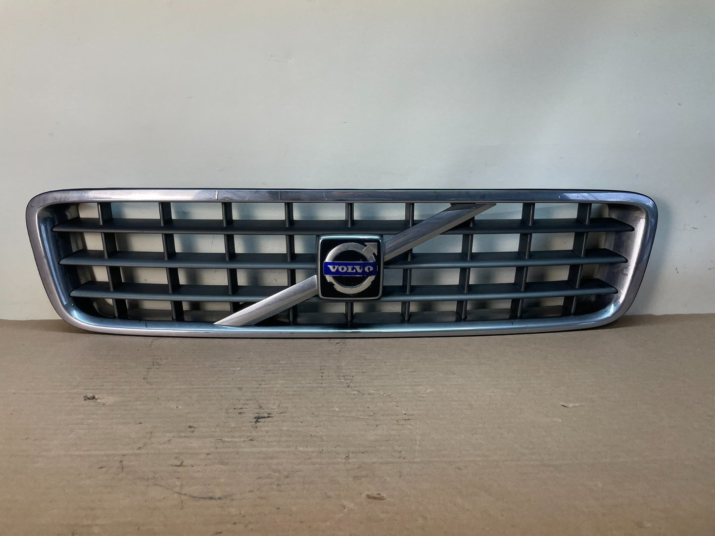2003 to 2013 Volvo XC90 Front Upper Grill Grille AF8482 DG0