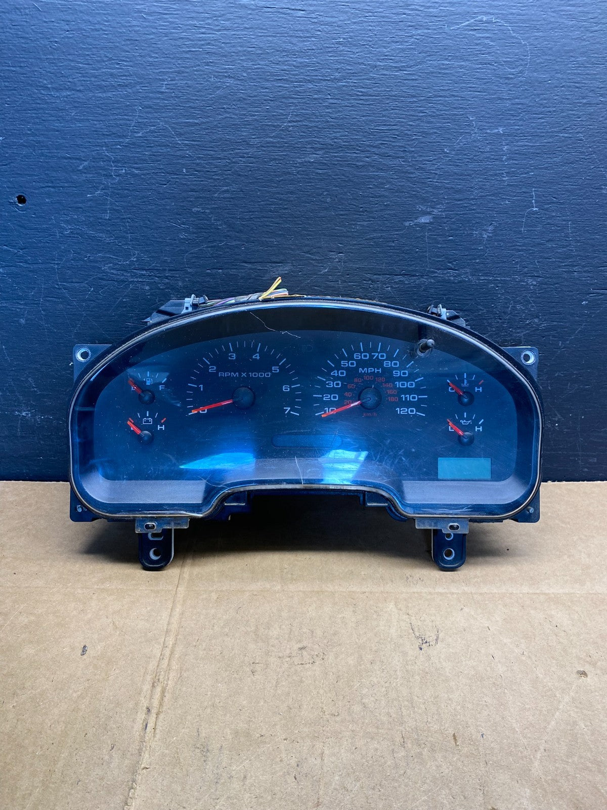2004 - 2008 Ford F150 F-150 Speedometer Cluster Gauge AD3710 DW0