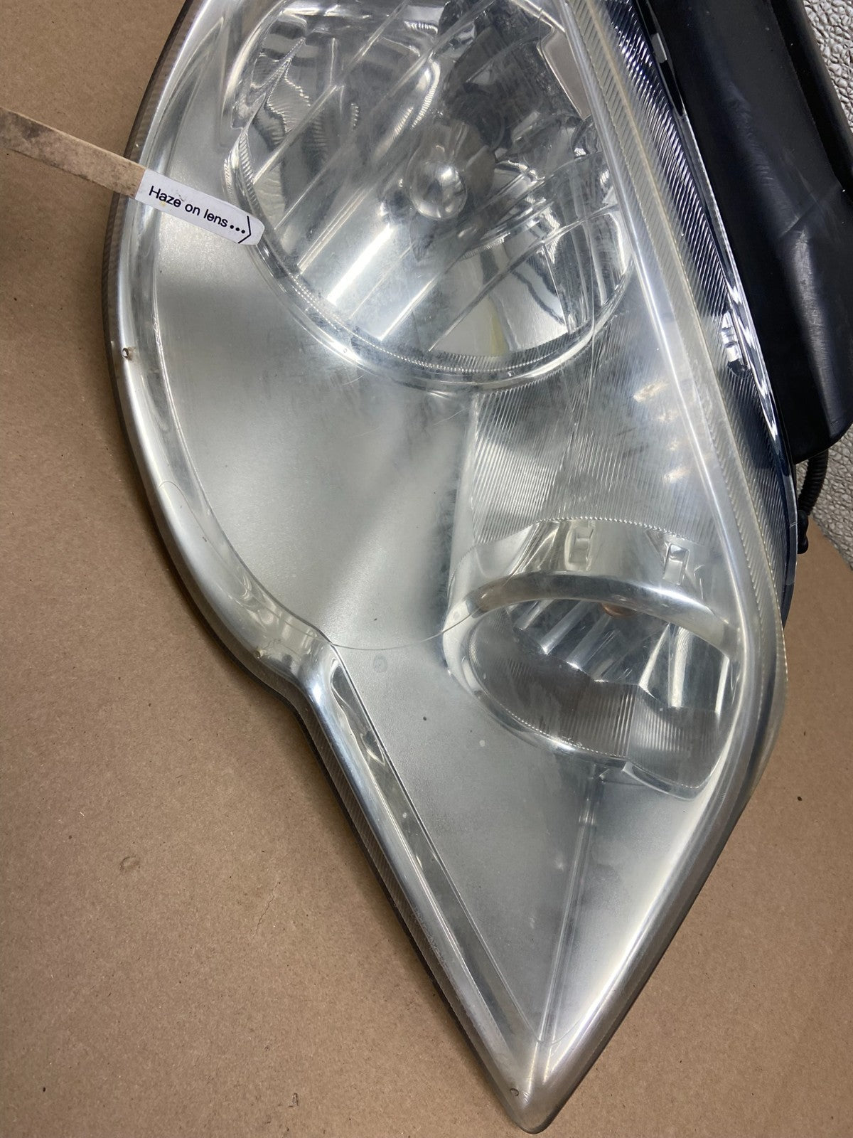 2007 to 2008 Chrysler Pacifica Right Passenger Halogen Headlight Oem AB4975 DG3