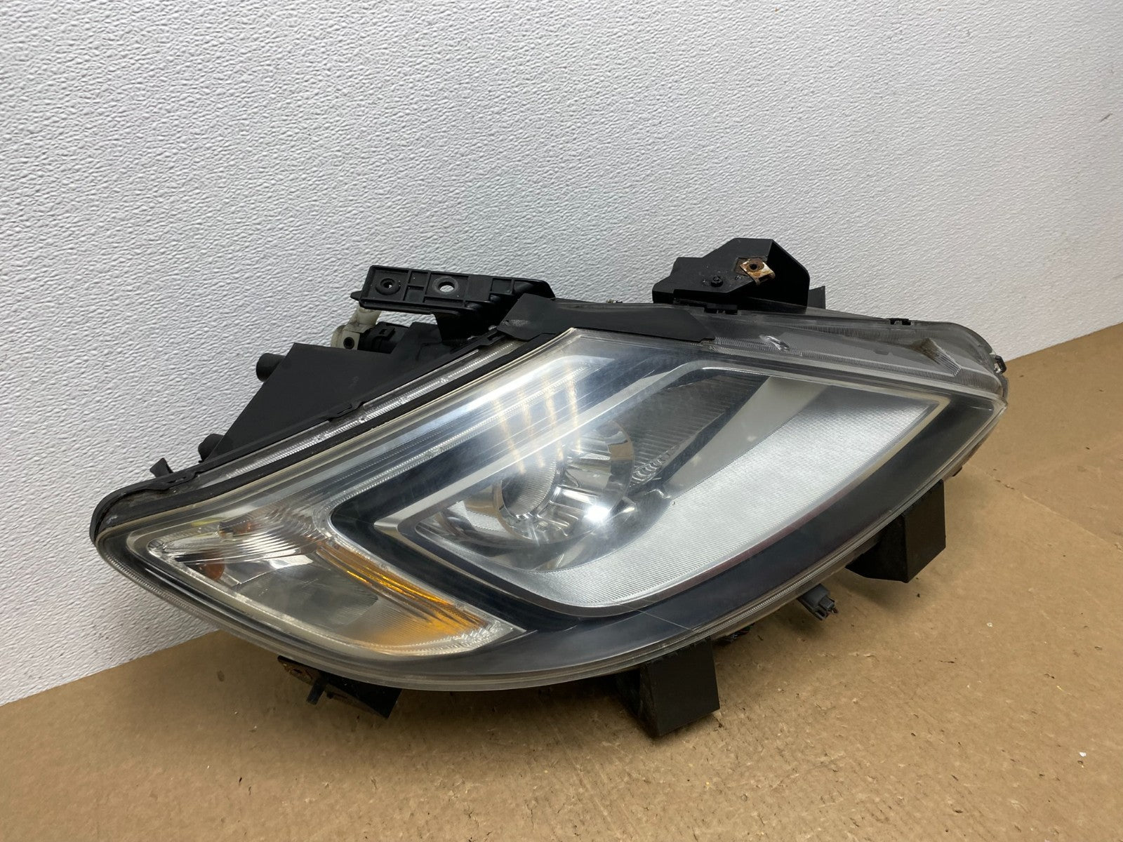 2007 - 2009 Mazda Cx9 Cx-9 Right Passenger RH Headlight Xenon HID Oem AC1058 DW2