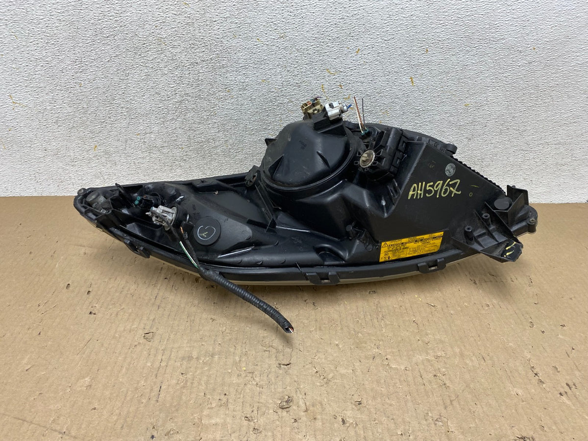 2004 - 2005 Toyota Prius Right Passenger RH Side Headlight Xenon Hid AH5967 DW6