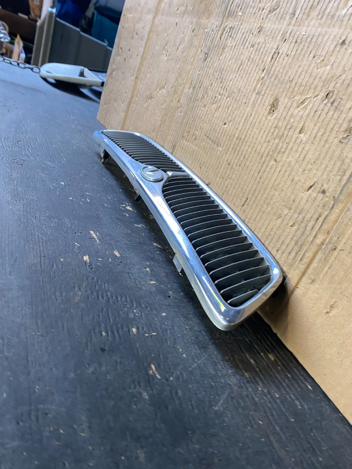 1999 Infiniti G20 Front Upper Grill Grille S8605 DG2