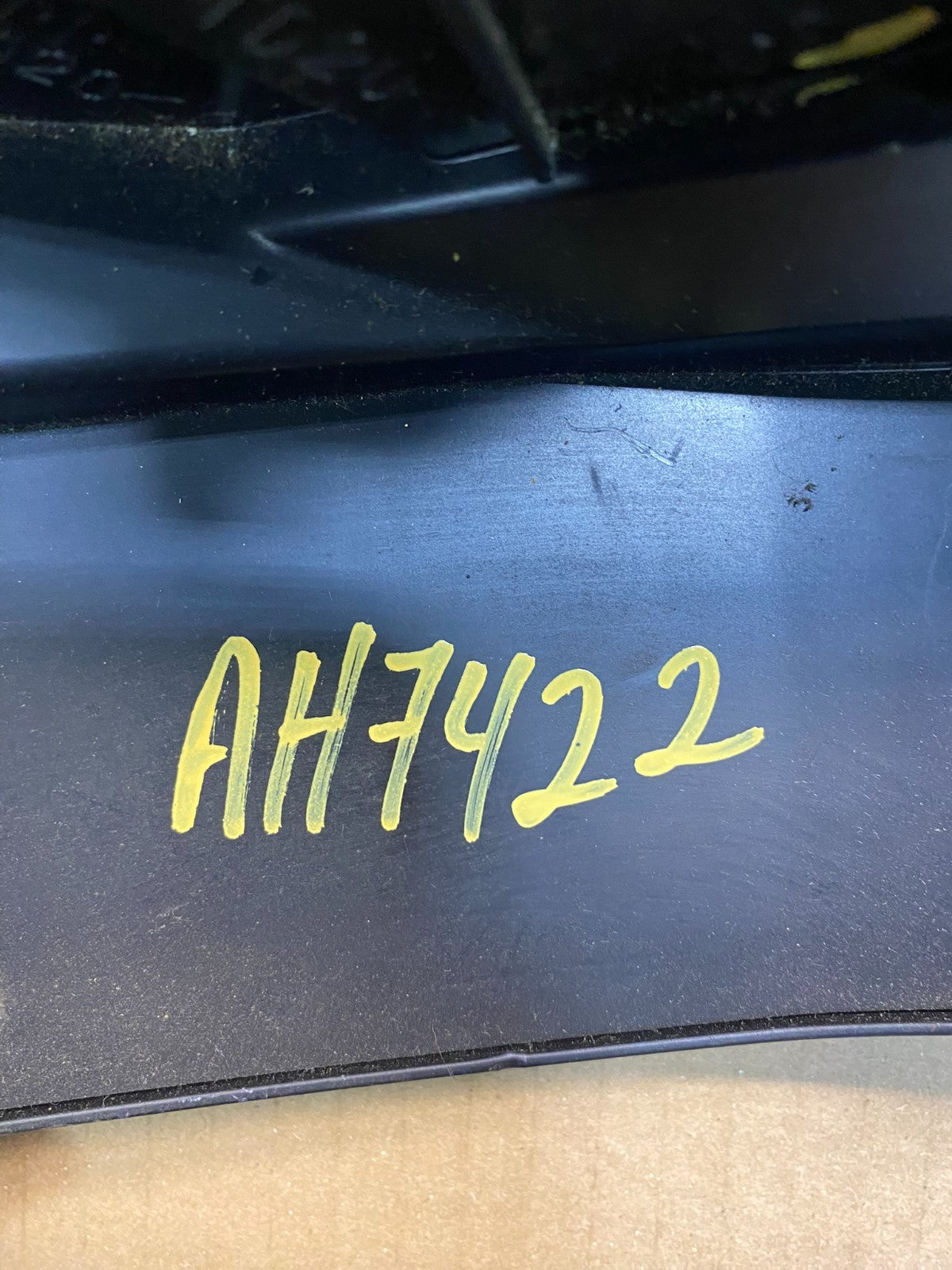 2007 2008 2009 2010 2011 2012 2013 Mitsubishi Outlander Glove Box AH7422 DG8