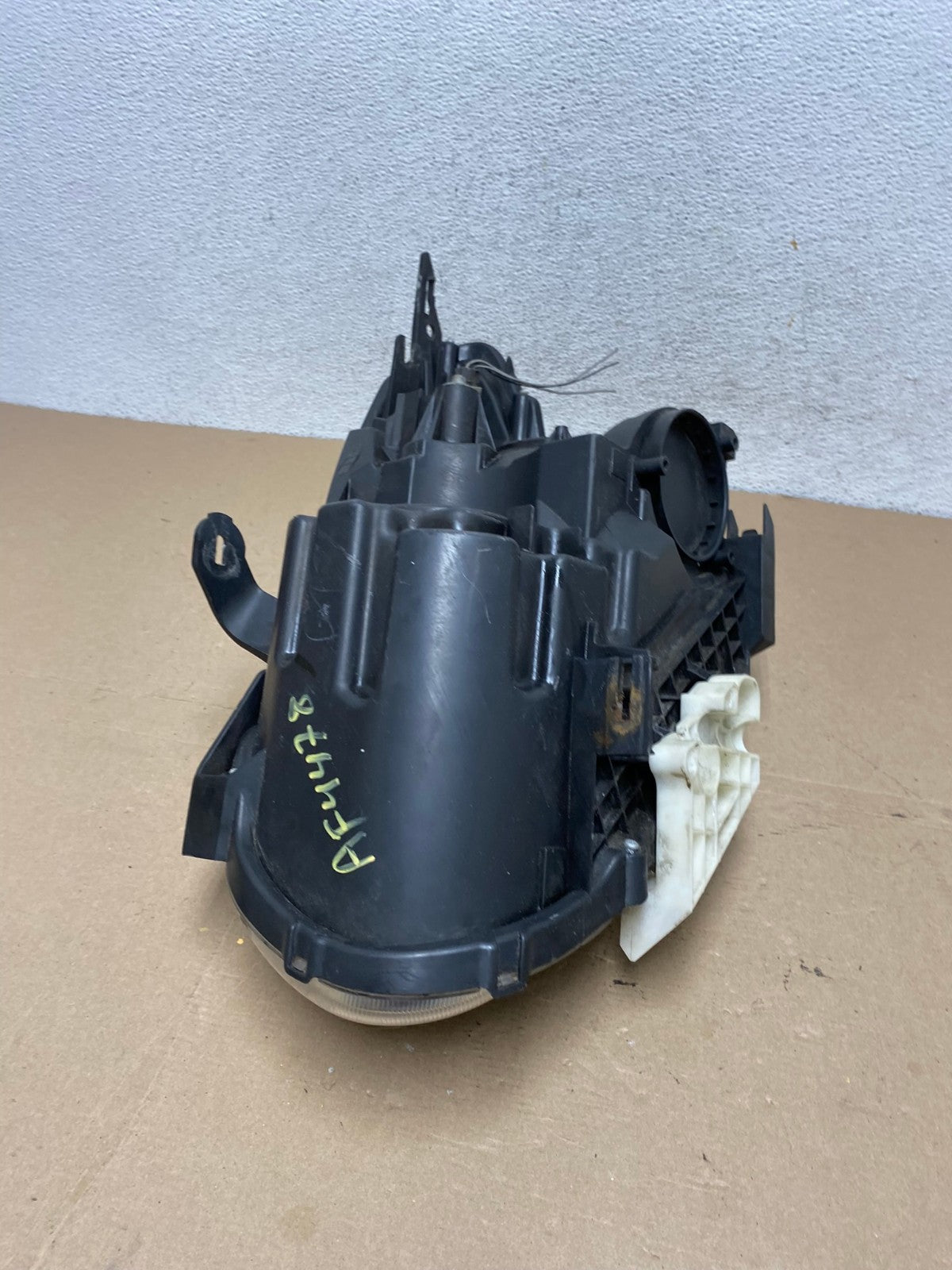 2009-2013 Nissan Rogue Right Passenger Halogen Headlight AF4478 LK9
