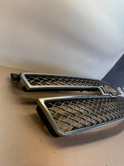 2007 to 2014 Chevrolet Avalanche Front Upper Lower Set Grill Grille AG1007 DG2
