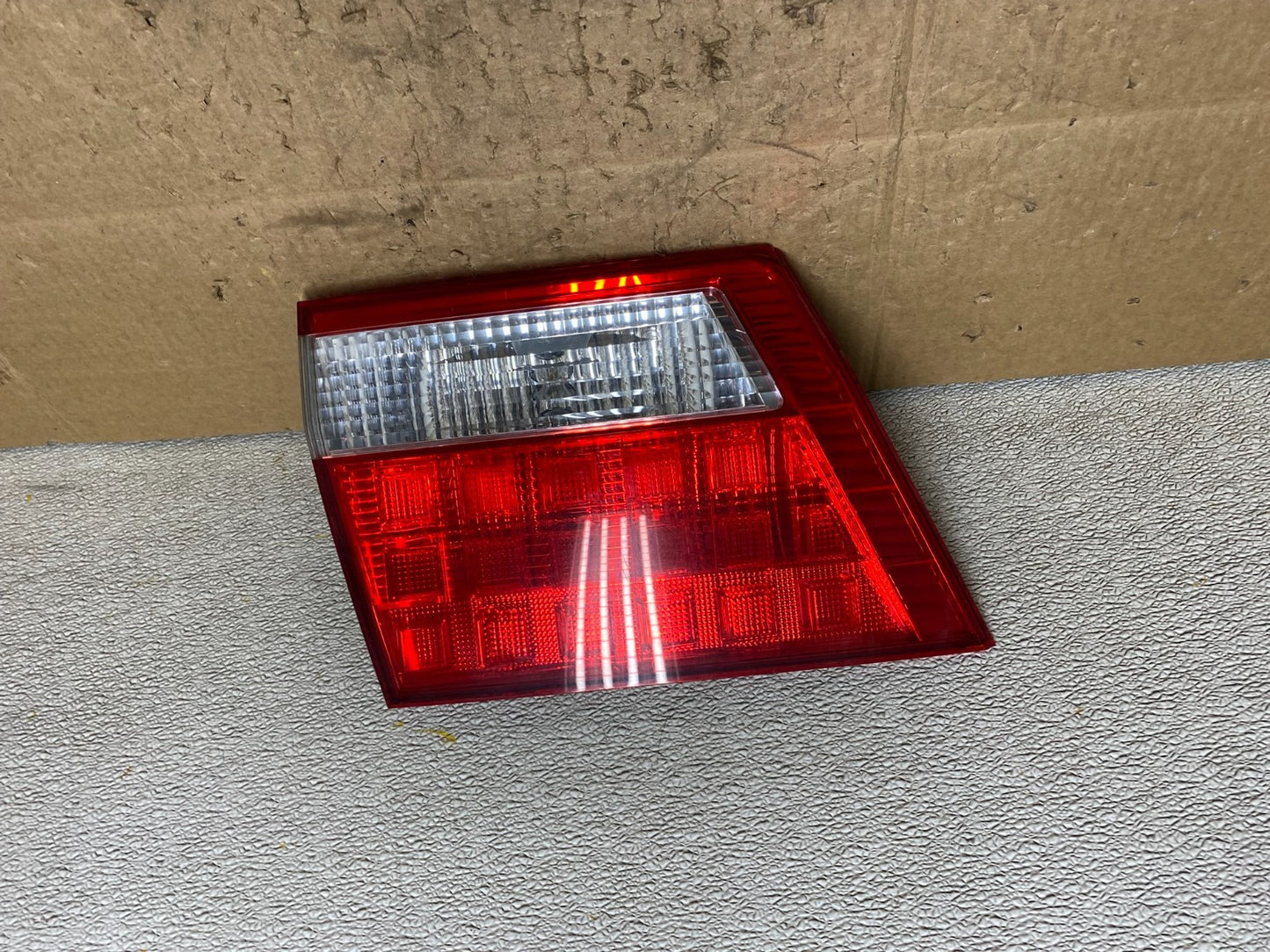 2005 2006 2007 Honda Odyssey Inner Left Driver Lh Tail Light Z1165 DW0