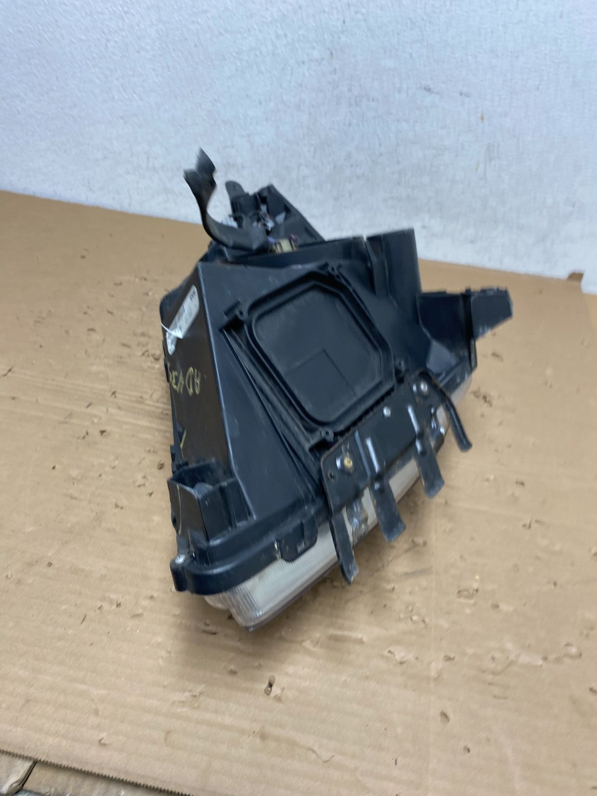 2006 - 2009 Toyota Prius Right Passenger Rh Side Headlight Halogen TYC AD4343 DW9