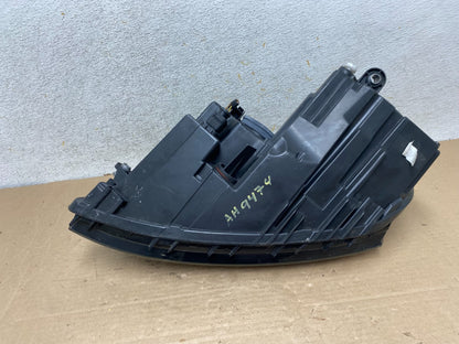 2011 to 2014 Volkswagen Jetta Right Passenger RH Headlight Halogen AH9474 DW7