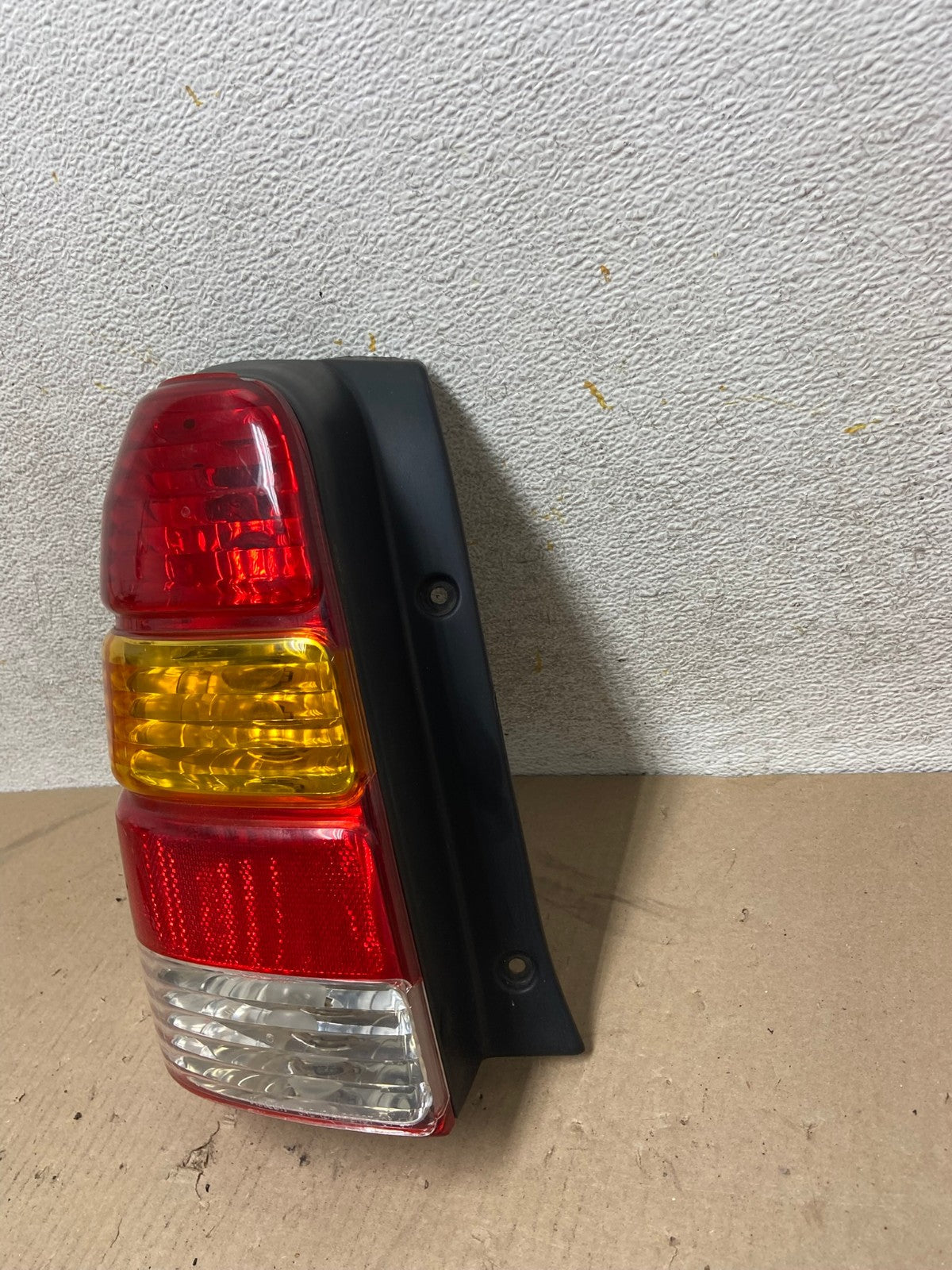 2001 to 2007 Ford Escape Left Driver Lh Side Tail Light Aftermarket AH6811 LK1