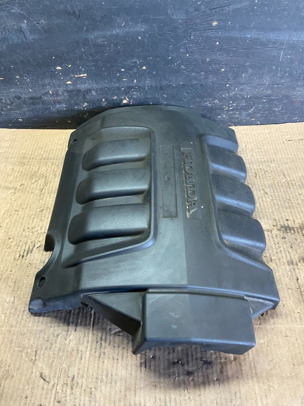 2005 to 2007 Honda Odyssey Black Engine Cover OEM R7150 DG3