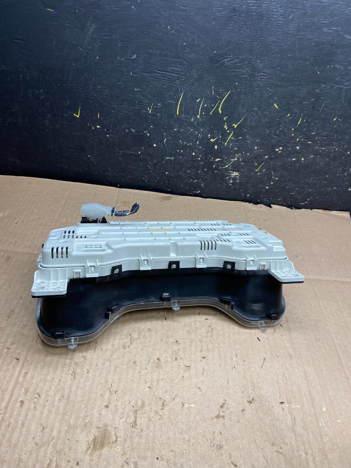 2009 to 2011 Ford E150 E250 E350 VAN Gauge Speedometer Cluster y5269 DG5