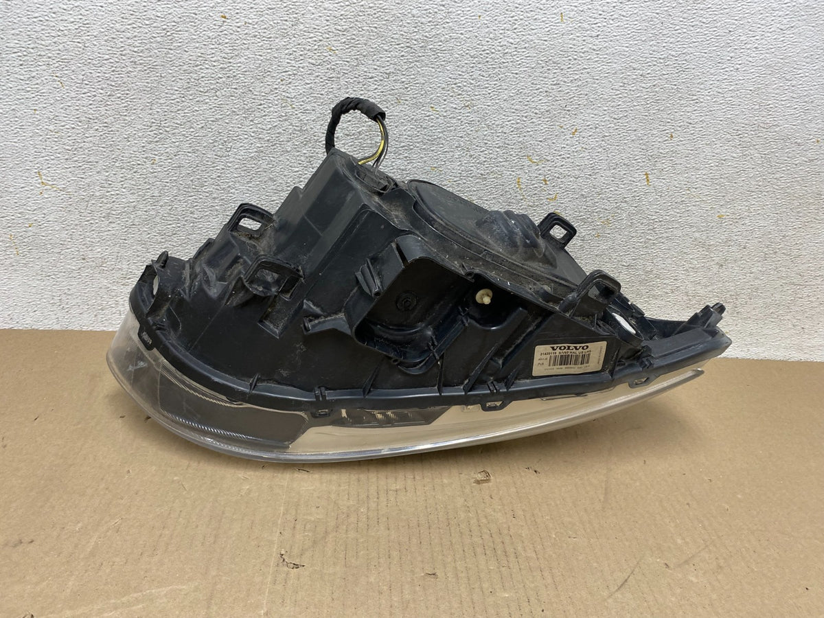 2014 to 2018 Volvo S60 Driver Left Driver LH Side Headlight AH6717 DW5
