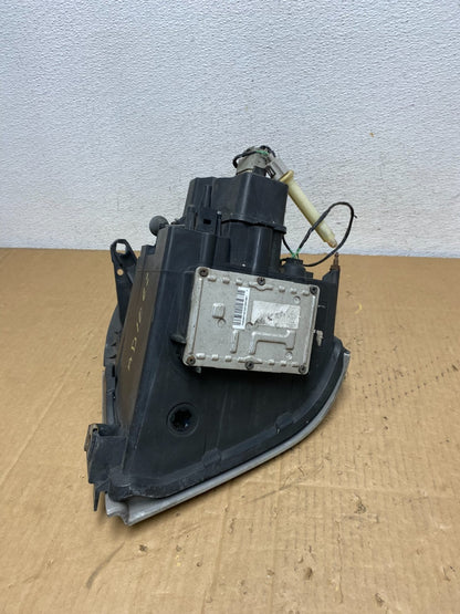 2004 to 2009 Cadillac SRX Right RH Side Xenon Headlight AD1062 DW7