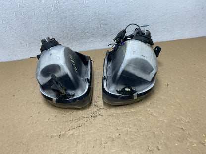 2000 - 2004 Toyota Tundra Left+Right Side Halogen Headlights AF8196 DW11