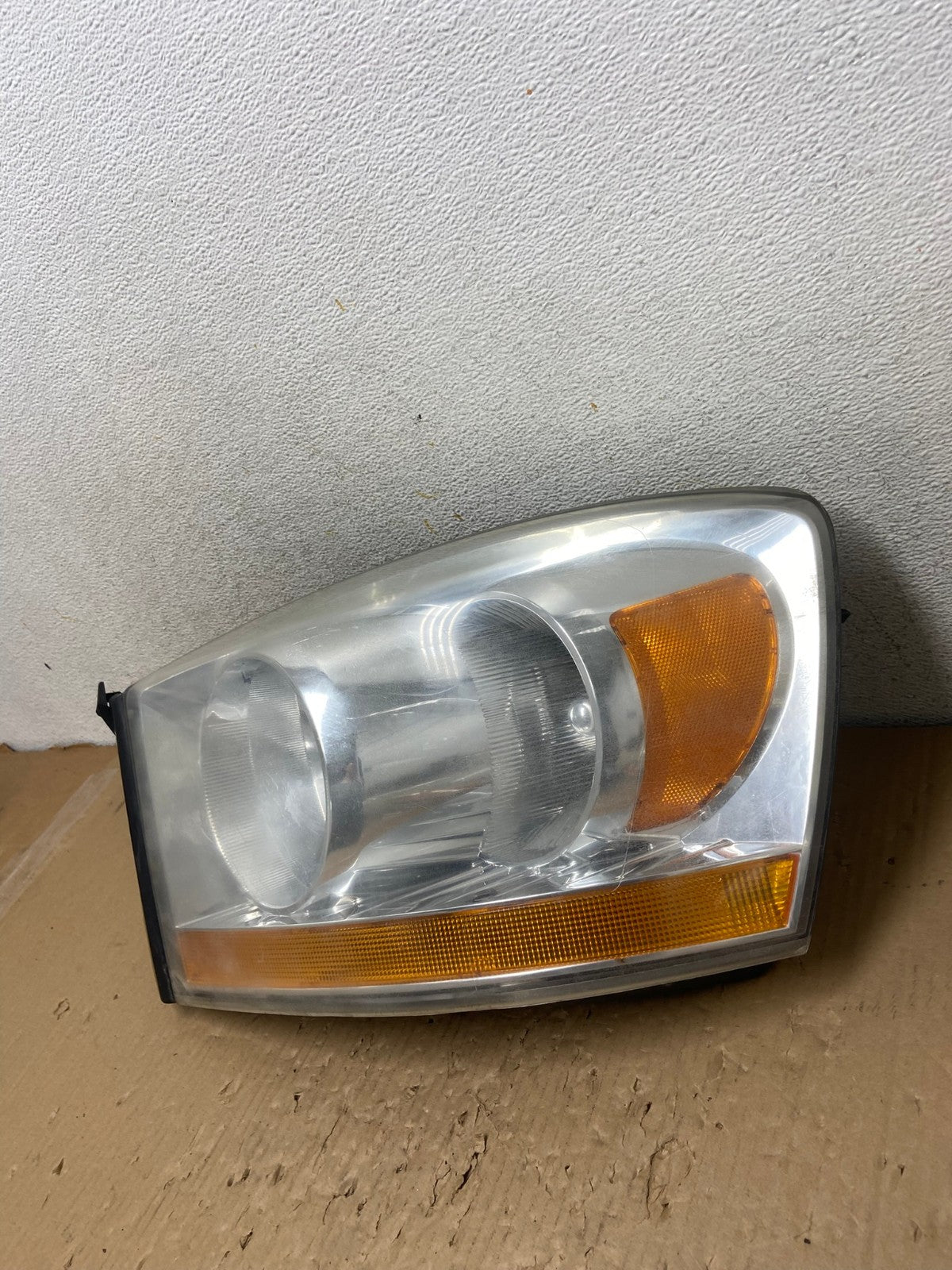 2006 to 2008 Dodge Ram 2500 Left Driver Halogen Headlight AH2797 LK2
