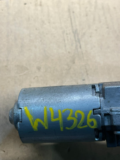 2012 to 2014 Ford Focus Rear Windshield Wiper Motor OEM BV61-17K441-AA w4326 dg7
