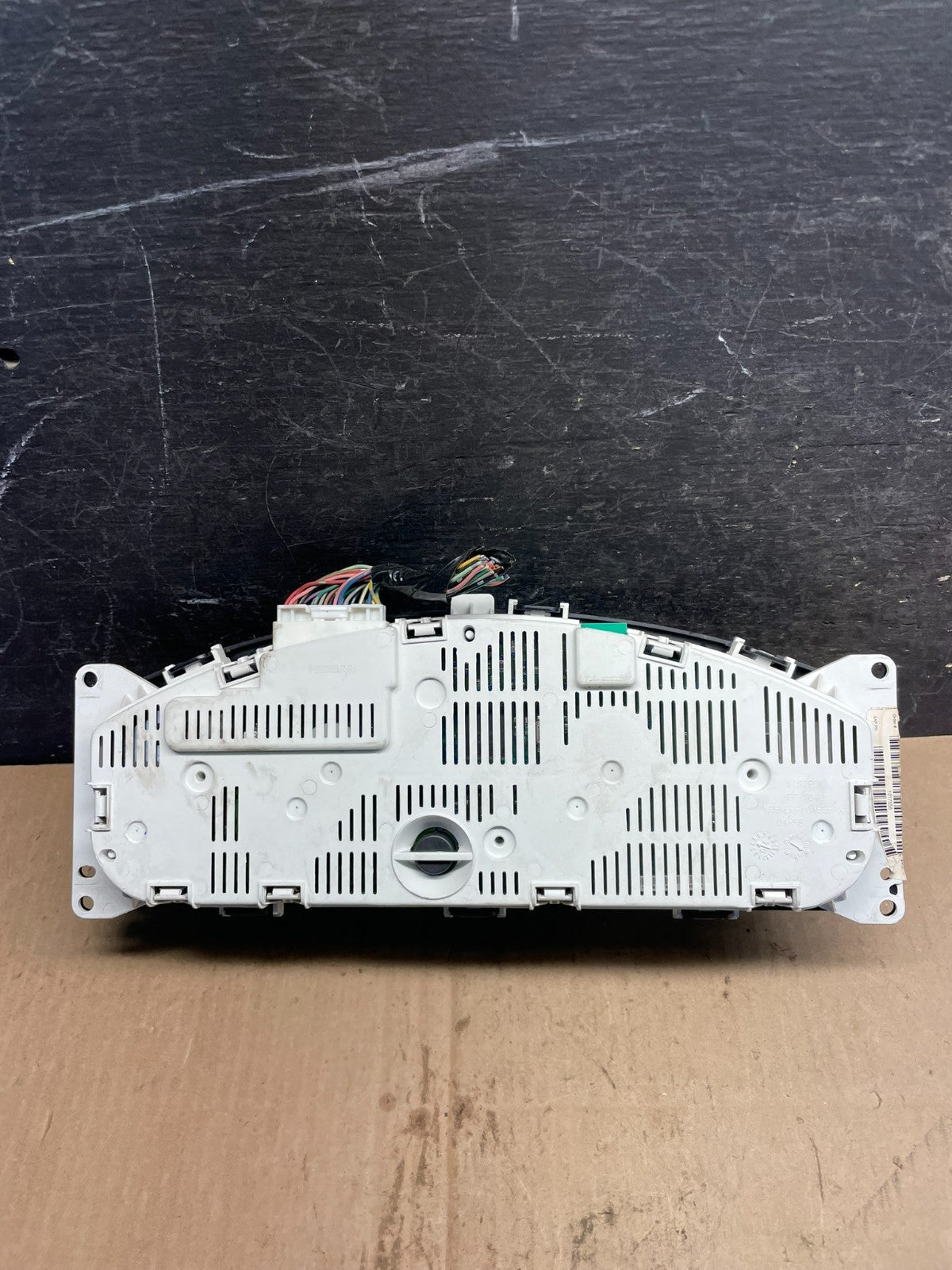 2005 - 2012 Nissan Pathfinder Xterra Fron Cluster Speedometer Instrument t72545