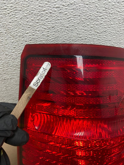 2002 to 2005 Ford Explorer Right Passenger Rh Side Tail light AG4728 LK4