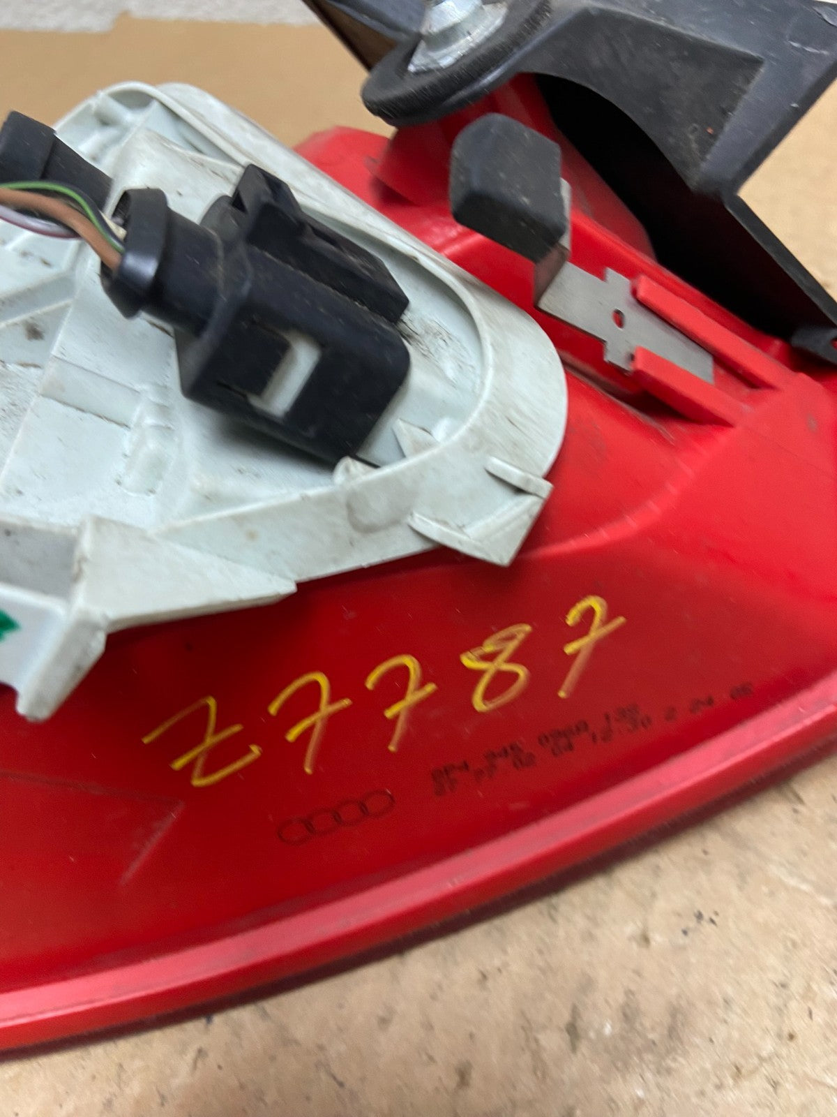2006 2007 2008 Audi A3 8P Hatchback Right Passenger RH Tail Light Oem Z7787 DW6