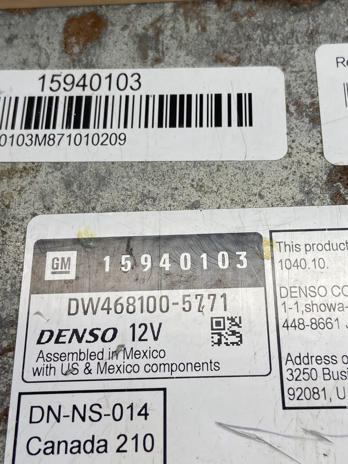 2007 to 2014 Chevrolet GMC Cadillac Radio Navigation Screen Display AG0406 DG5