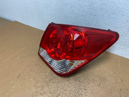 2011 2012 2013 2014 Chevrolet Cruze Right Passinger RH Side Tail Light AE1195 LK1