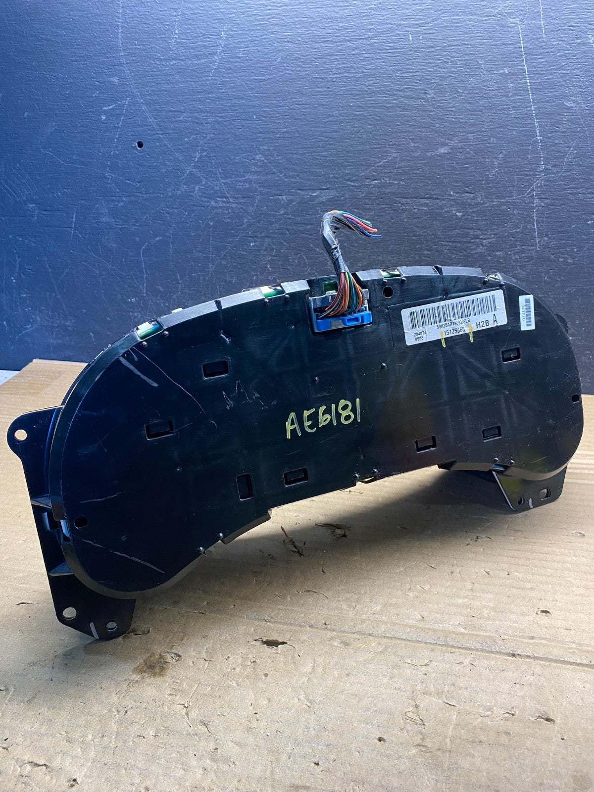 2003 to 2006 Chevrolet Silverado Speedometer Instrument Cluster ae6181 DG3