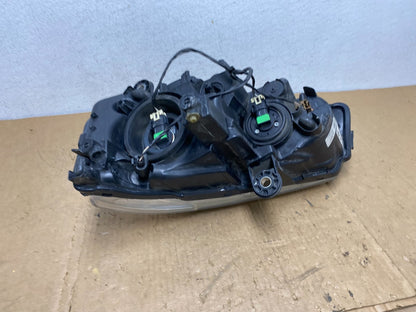2011 to 2016 Chrysler Town and Country Right Passenger Headlight AD0655 DW8