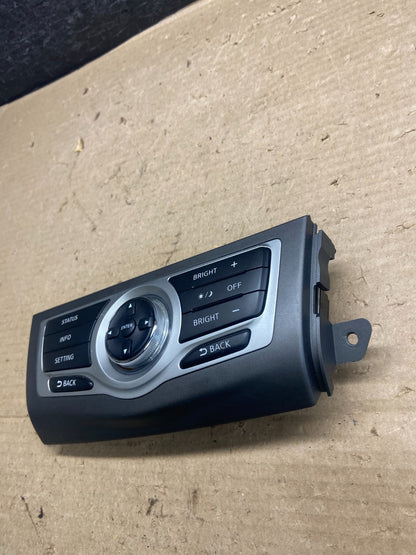 2009-2014 Nissan Murano AM FM Radio CD Control Panel AH5357 DG1