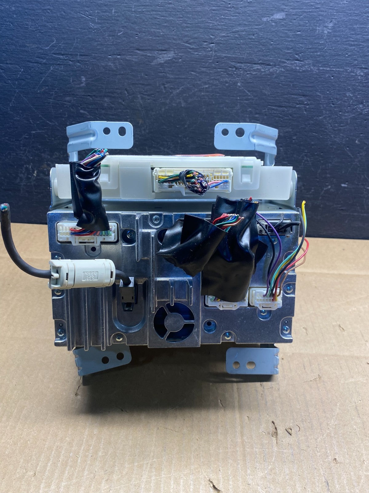 2011 - 2013 Nissan Murano AM/FM Radio CD Player Receiver AD1560 DW5