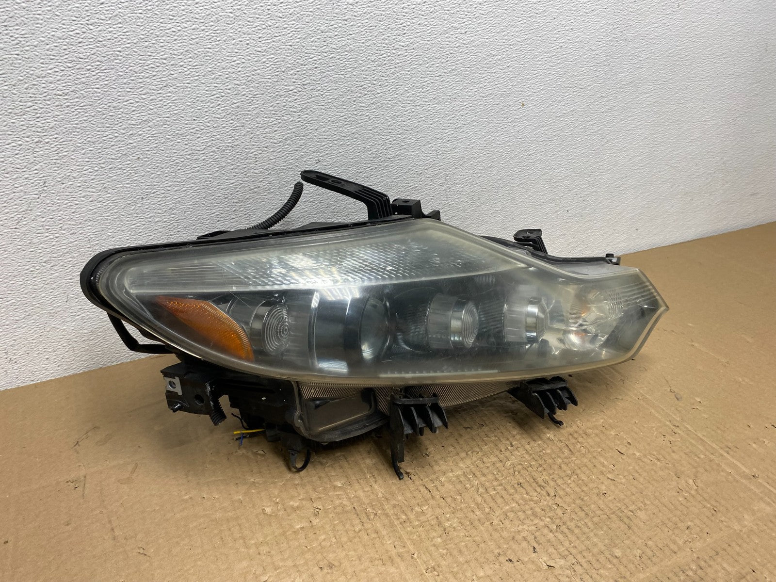2011 to 2014 Nissan Murano Headlight Right RH Side Oem Xenon Hid AC3913 DW2