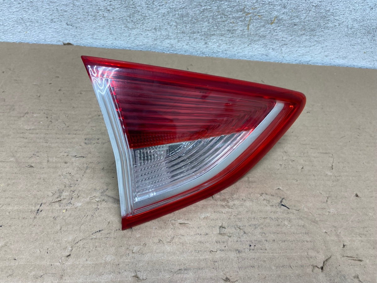 2013 to 2016 Ford Escape Left Driver LH Side Inner Tail Light AH9544 LK2
