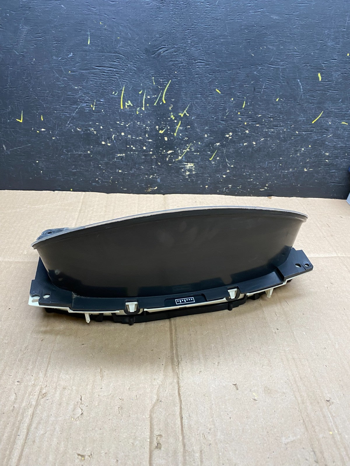 2004 to 2007 Chevrolet Express Speedometer Cluster Gauge OEM AA4665 DG3