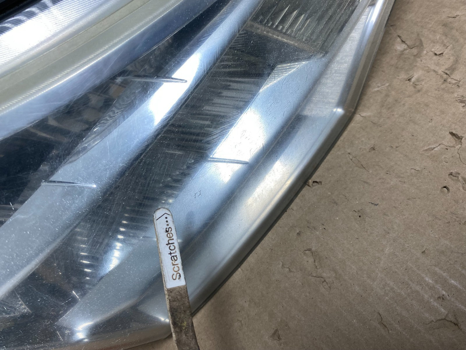 2008 2009 2010 2011 Ford Focus Left+Right Headlights Halogen AG5893 DW3