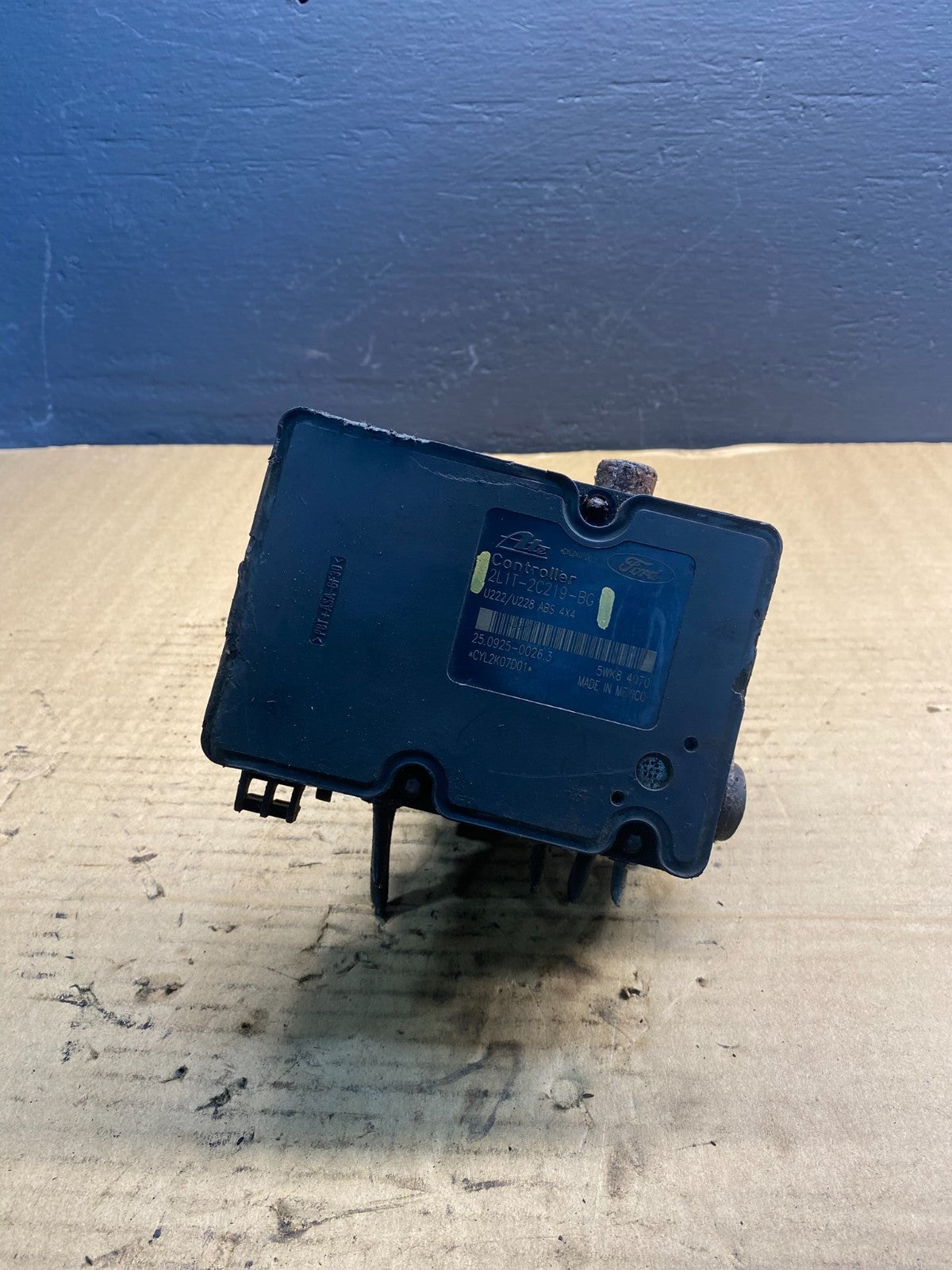 2003 2004 Ford Expedition ABS Anti Lock Brake Pump Module Oem AB7147 DG0