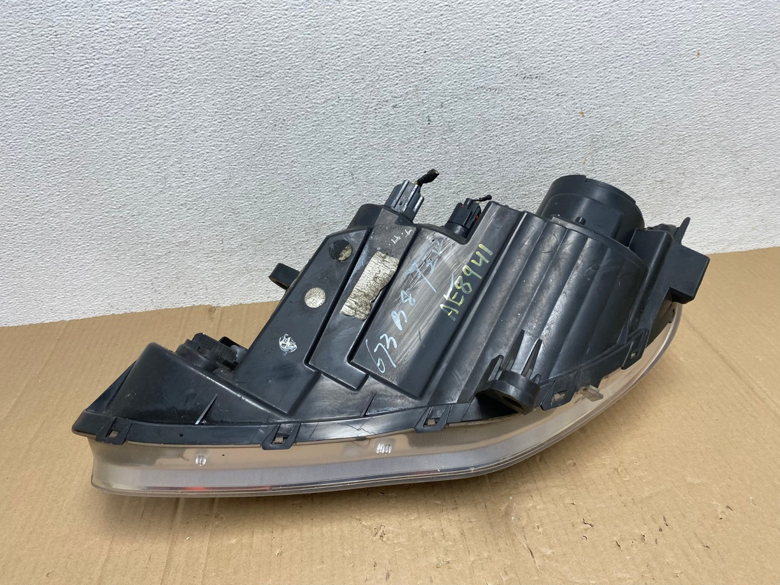 2011 2012 2013 2014 Chrysler 200 Right Passenger Halogen Headlight AE8941 LK8