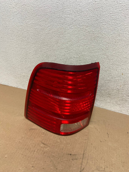 2002 to 2005 Ford Explorer Left Driver Lh Side Tail light AG4629 LK0