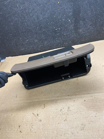 1998 2003 Toyota Sienna Front Right Passenger Storage Glove Box AH3774 DG7