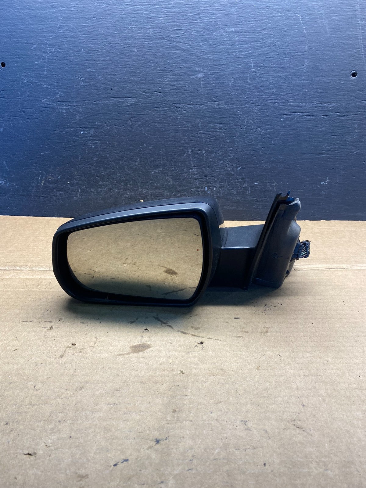 2008 to 2012 Chevrolet Malibu Left Driver View Door Mirror AG7246 DG7