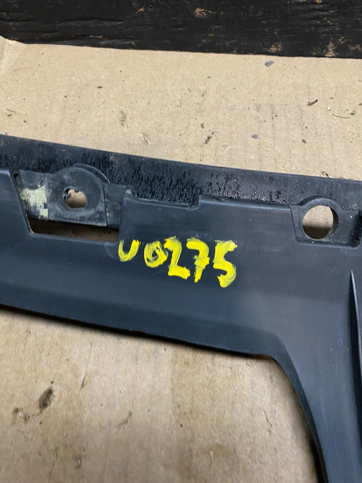 2008 to 2010 Porsche Cayenne Front Under Bumper Garnish 7L5853915 U0275 PS7